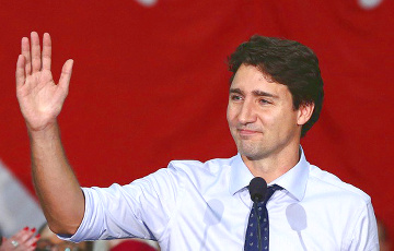 Ліберальная партыя Трудо ў лідарах на выбарах у парламент Канады