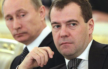 Путин убедил Медведева не выдвигаться на второй срок аргументом про Каддафи?