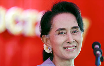 Лидера Мьянмы Аун Сан Су Чжи приговорили к 20 годам лишения свободы
