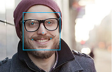 Microsoft научился угадывать эмоции людей по фото
