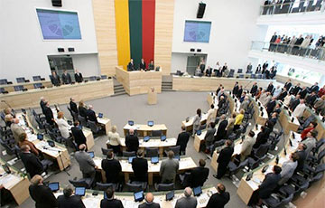 Парламент Литвы рассмотрит две резолюции по вопросу АЭС в Островце