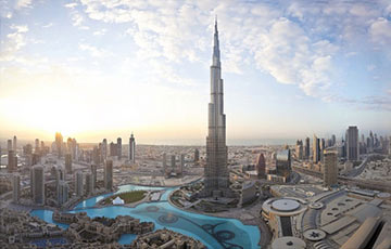 Вид с крыши самого высокого здания в мире потряс пользователей Сети