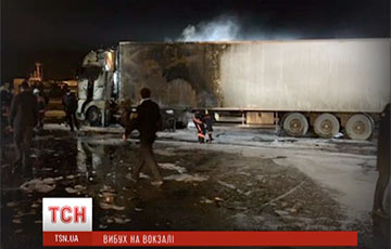 Blast of Semi-trailer Truck Rocks Istanbul Port on Tuesday