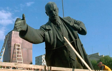 Один из последних памятников Ленину в Украине пошел с молотка