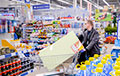 Видеофакт: В России домохозяйки устроили битву за сковородки в гипермаркете