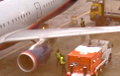 В Москве приземлился пассажирский самолет с треснувшим стеклом
