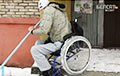 Што выбраць інваліду-вазочніку: кватэру на 4 паверсе або дом з туалетам на вуліцы?