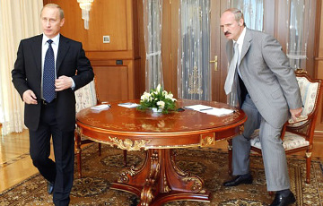 Pro-Government Analysts: Russia Indends To Replace Lukashenka This Year