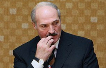 Mass Media: Lukashenka Is Screwed-Up Up In Air