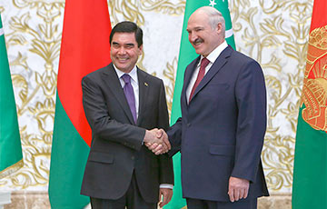 Lukashenka to the Dictator of Turkmenistan: We Adopt "the Best of Your Experience"