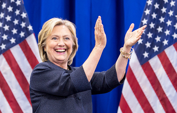 Клинтон приняла президентскую номинацию Демократической партии