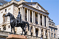 Банк Англии пообещал обеспечить финансовую стабильность после референдума