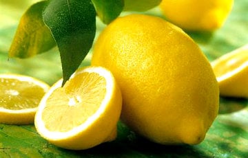 Зачем нужно забивать гвозди в лимон?