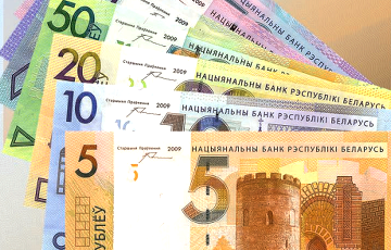 Before The New Year Dollar May Equal To 2.7 Rubles, Bankers Say