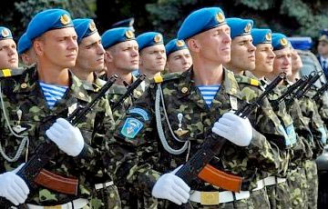 У беларускае войска вяртаюцца паветрана-дэсантныя войскі