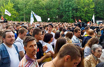 Следчыя дапытваюць затрыманых на акцыі ў цэнтры Масквы