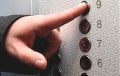 «Все делают ремонты, а лифты не работают!»