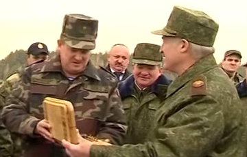 Lukashenka Presented Semi-automatic Mauser