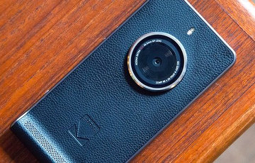 Kodak представила винтажный смартфон-фотоаппарат