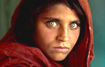 Афганка с обложки National Geographic арестована в Пакистане