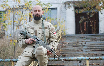 Бойца тактической группы «Беларусь» наградили медалью «Брат за брата»
