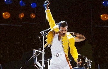 Интернет покорил пес, исполнивший хит Queen