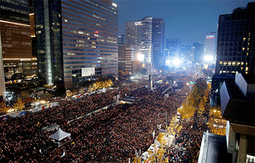 В Южной Корее потребовали импичмента президента
