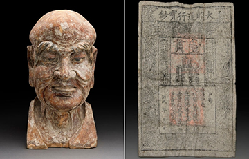 В Австралии в деревянной статуе нашли деньги времен династии Мин