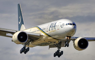 В Пакистане пропал самолет с более чем 40 пассажирами на борту