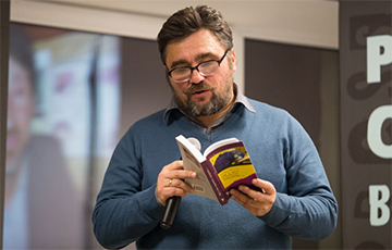 Змитер Бартосик презентовал в Минске свою книгу