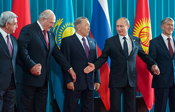 Lukashenka To Meet With Putin In St. Petersburg