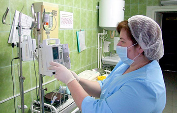 В белорусских больницах — невыносимая жара