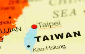 China Blockades Taiwan