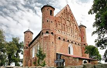 В 2016 году знаменитую церковь в Сынковичах посетили более 20 тысяч туристов