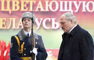 Lukashenka Has No Trust in His "Vertical"