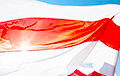 Популярный англоязычный канал рассказал о Беларуси под бело-красно-белым флагом