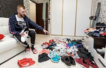 Минский коллекционер потратил $7 тысяч на 60 пар обуви