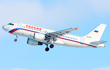 Во Владивостоке совершил аварийную посадку самолет А-319