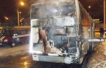 В Минске из-за короткого замыкания сгорел рейсовый автобус