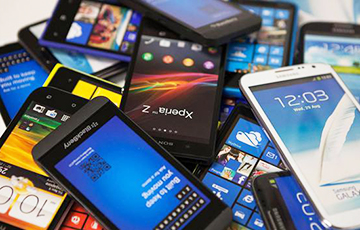 Teachers Inform About Banning Mobile Phones In Schools