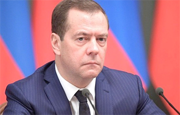 Бывший ближайший друг Путина: Медведев не хотел отдавать кресло