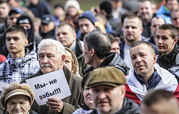 В Гродно протестующие вышли на улицы