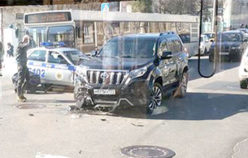 Фотофакт: в Минске столкнулись Toyota с российскими номерами и машина милиции