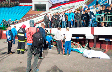 В Витебске во время матча обрушилось ограждение сектора стадиона