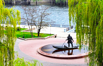 Фотофакт: набережную Гомеля украшают белорусским орнаментом