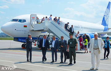 Lukashenka Did Not Take Officials On Board