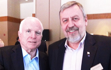 Sannikov discusses situation in Belarus with senator McCain and minister MacKay