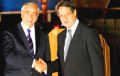 Лидеры Кипра впервые встретились на разделительной полосе