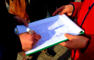 Мингорисполком сообщил, где нельзя собирать подписи за кандидатов в «депутаты»