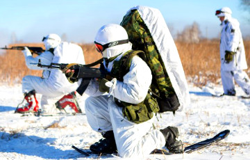 Россия усиливает военную группировку в Арктике